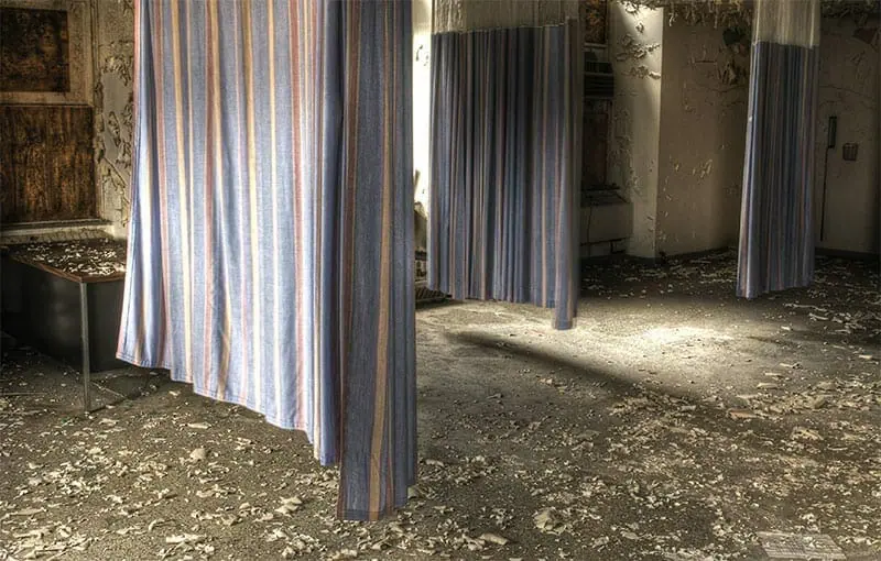 whats-on-your-curtains